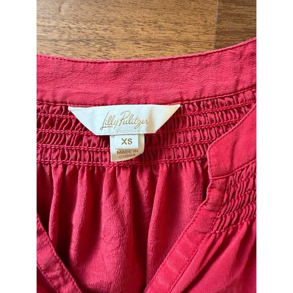 Lilly Pulitzer Elsa Silk Top in Poinsettia Red Sz XS 100% Silk Banded Sleeves - Picture 7 of 8